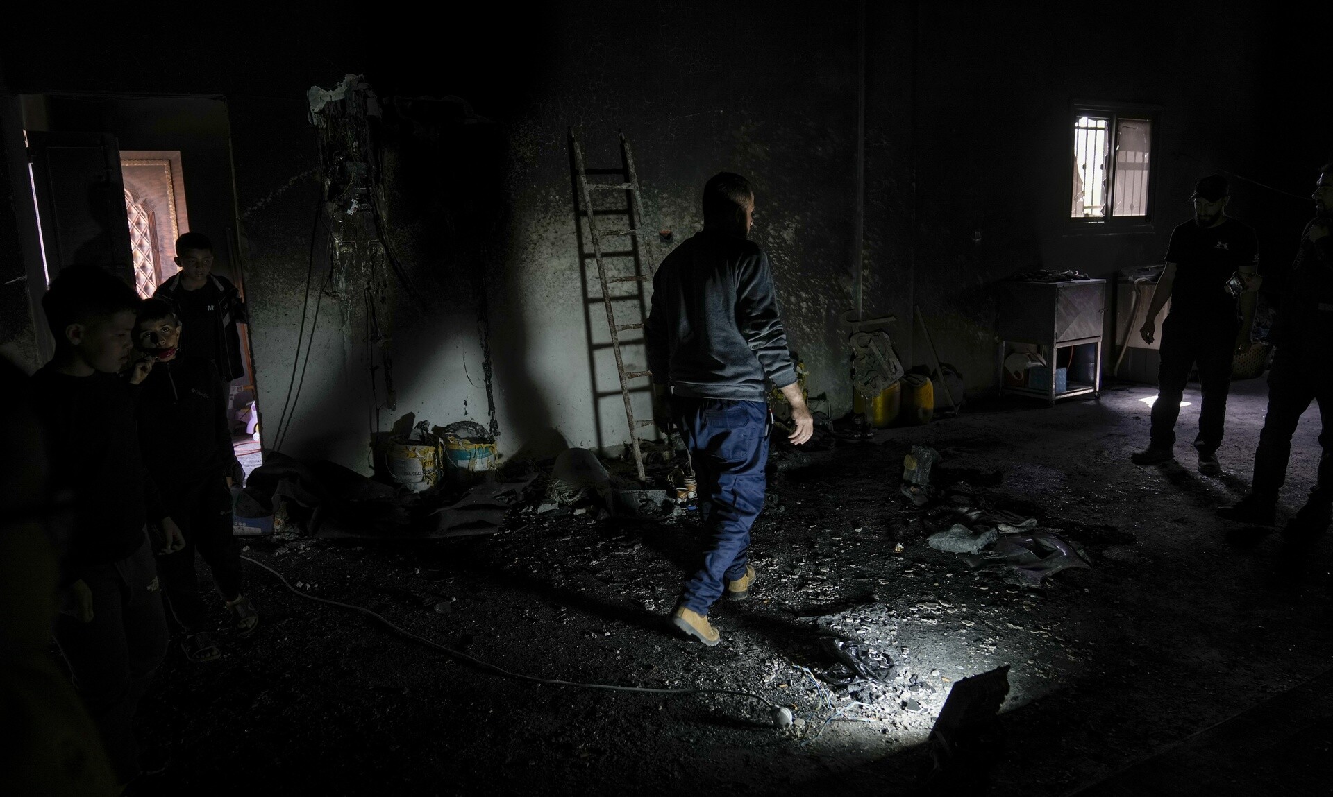 Γάζα: Κλοπή πολλών εκατομμυρίων από χρηματοκιβώτια τραπεζών από ομάδες ενόπλων