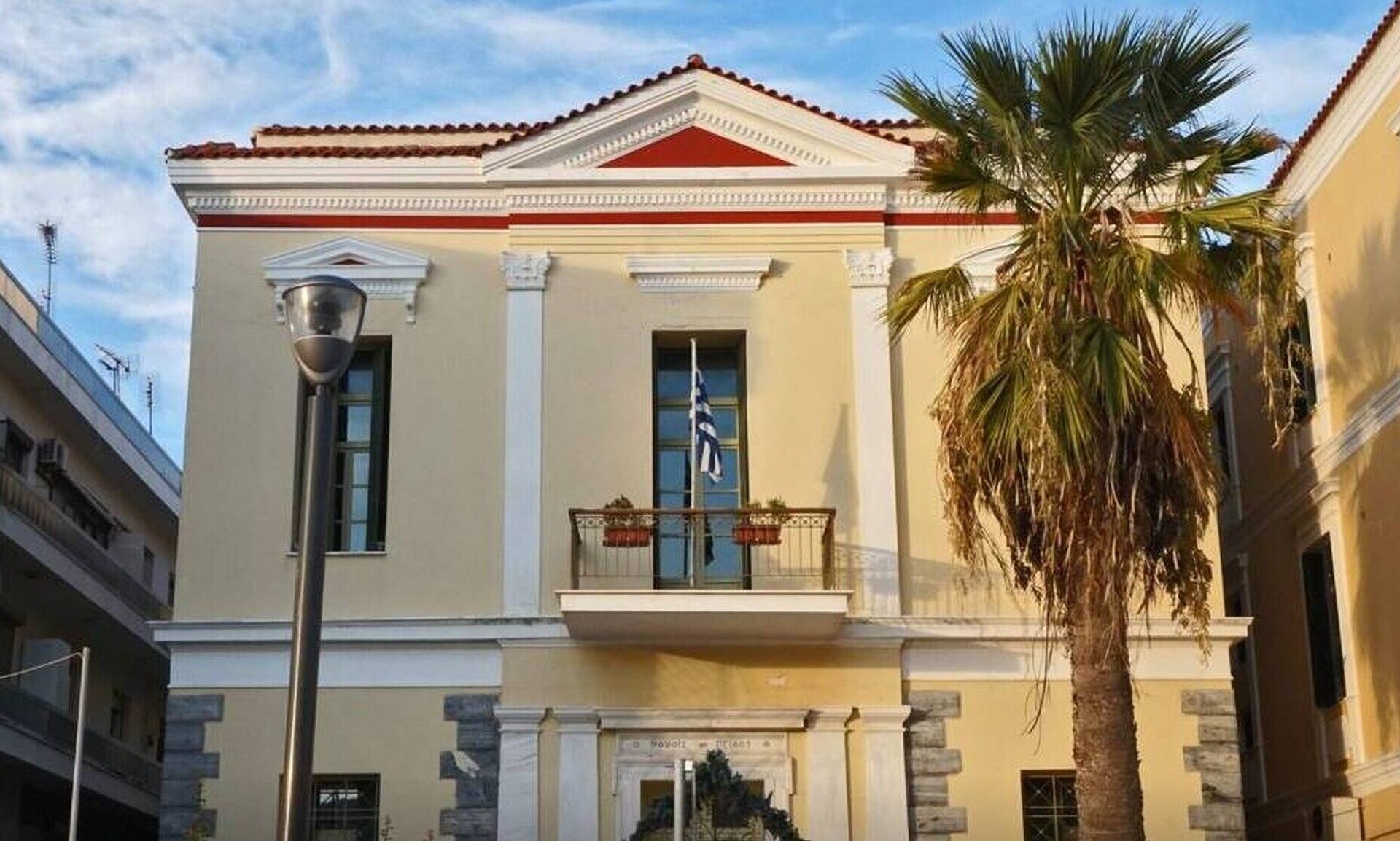 Σάμος: «Δεν άντεχα την κακοποιητική συμπεριφορά του πατέρα μου» – Τι είπε στην ανακρίτρια η 49χρονη