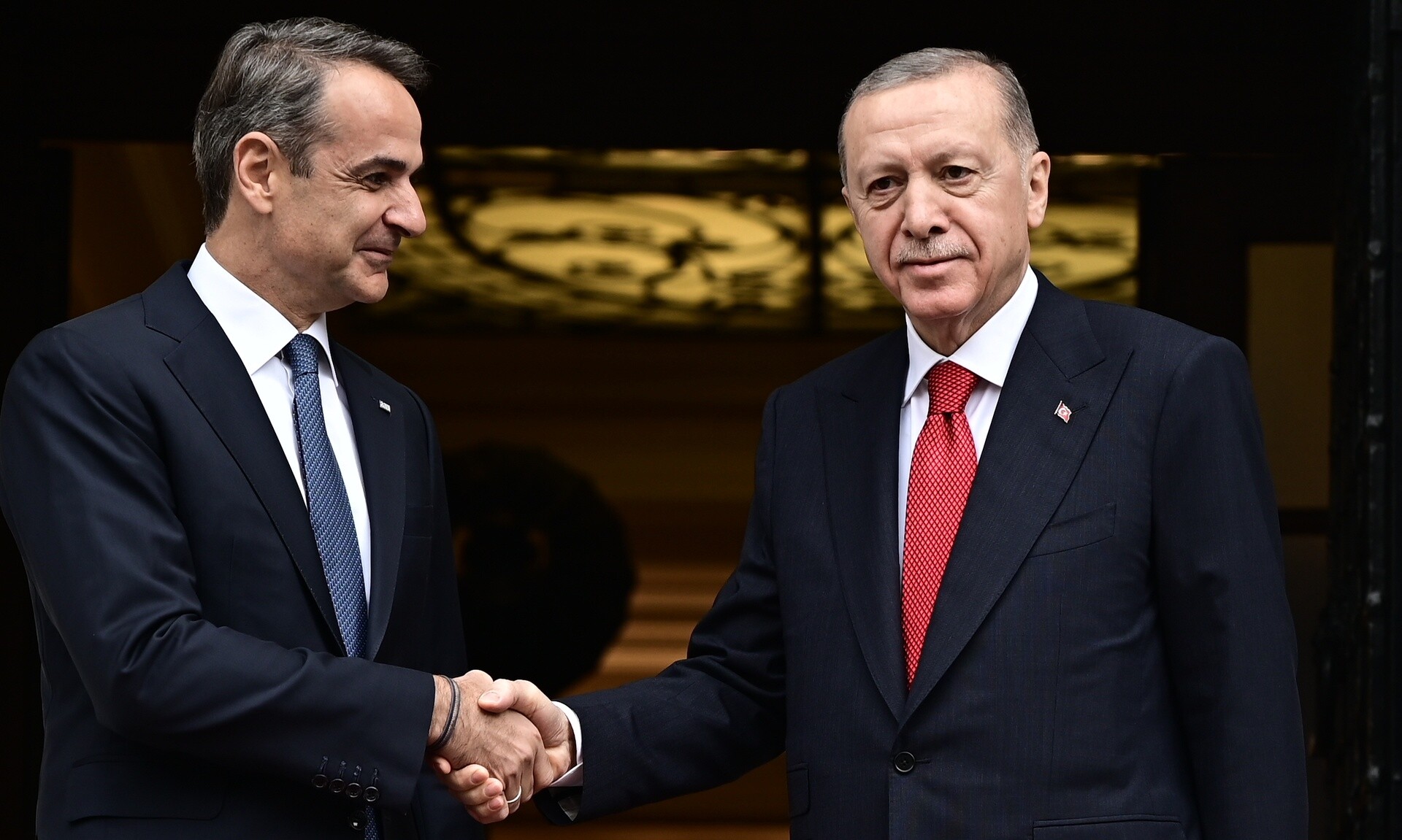 Συνάντηση Μητσοτάκη – Ερντογάν: Τα 9 θέματα που θα συζητηθούν και οι 7 τελευταίες προκλήσεις