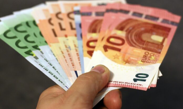1548454-euro.jpg