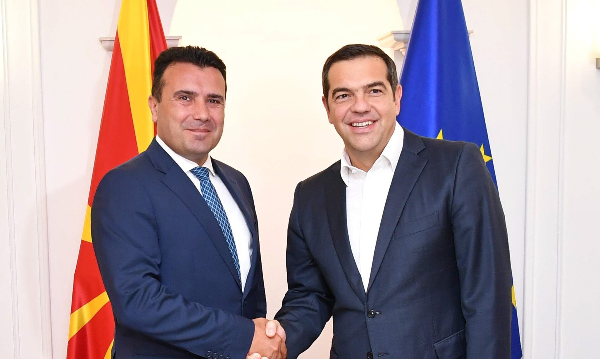 Τηλεφωνική επικοινωνία Τσίπρα-Ζάεφ: Στη συζήτηση η πιστή τήρηση της Συμφωνίας των Πρεσπών