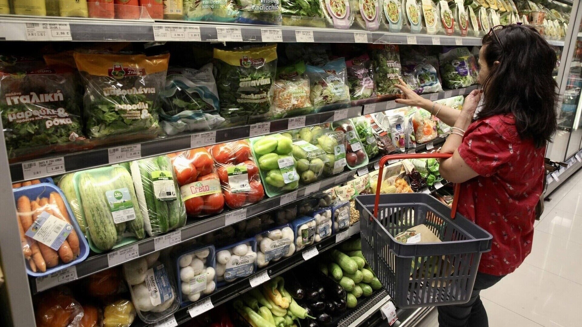 Ακρίβεια: Οι τιμές παραμένουν ίδιες αλλά οι συσκευασίες όλο και… μικρότερες