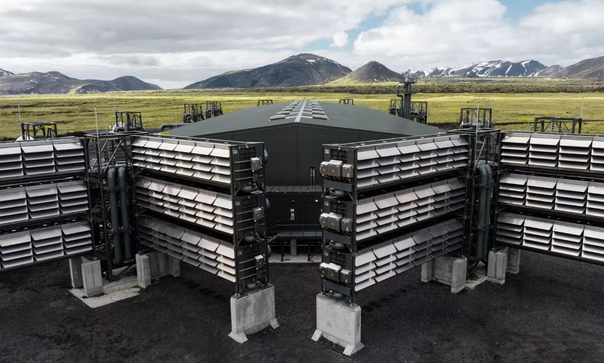 Ισλανδία: Ξεκίνησε τη λειτουργία του το «Μαμούθ» – «Ρουφά» 36 χιλιάδες τόνους διοξειδίου του άνθρακα
