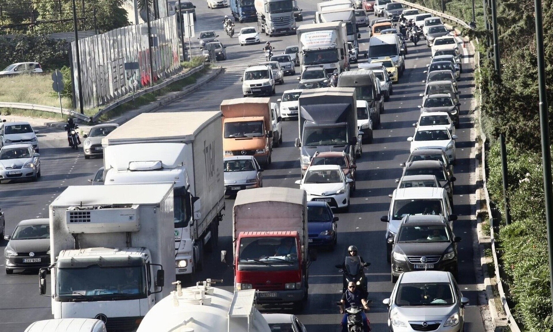 Κίνηση τώρα: Κυκλοφοριακό κομφούζιο στον Κηφισό