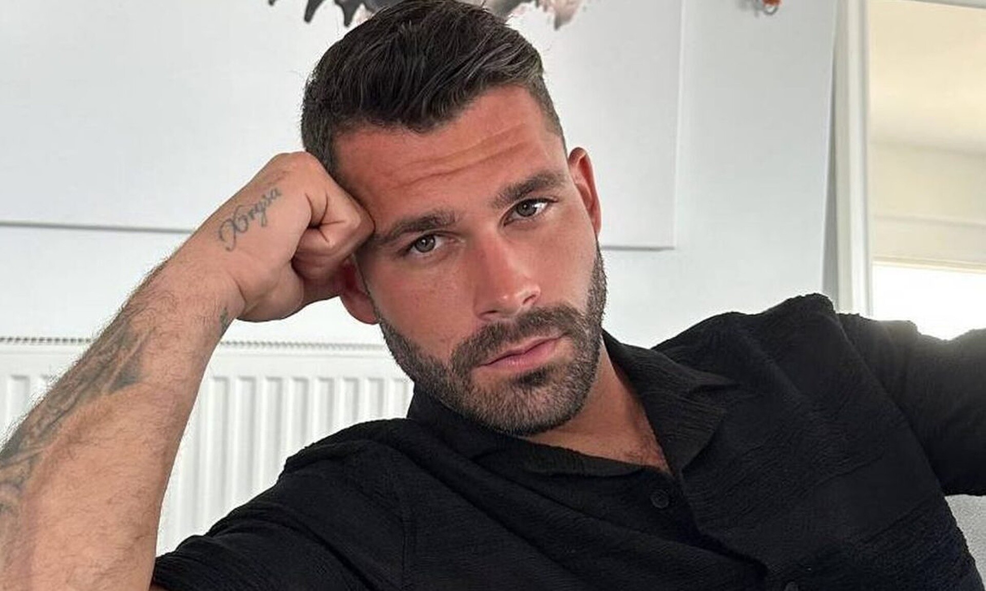 Στάθης Σχίζας κατά Ασημίνας Χατζηανδρέου: «Να μην ασχολείται με τον Σοϊλέδη και την Αντωνά»