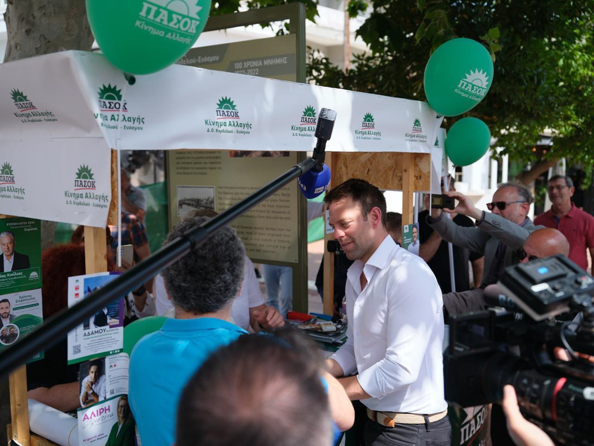 Το σχέδιο Κασσελάκη: Αναφορές στον Ανδρέα, αγκαλιά με τον «Πανίκα» και το «προσκλητήριο αποστασίας»