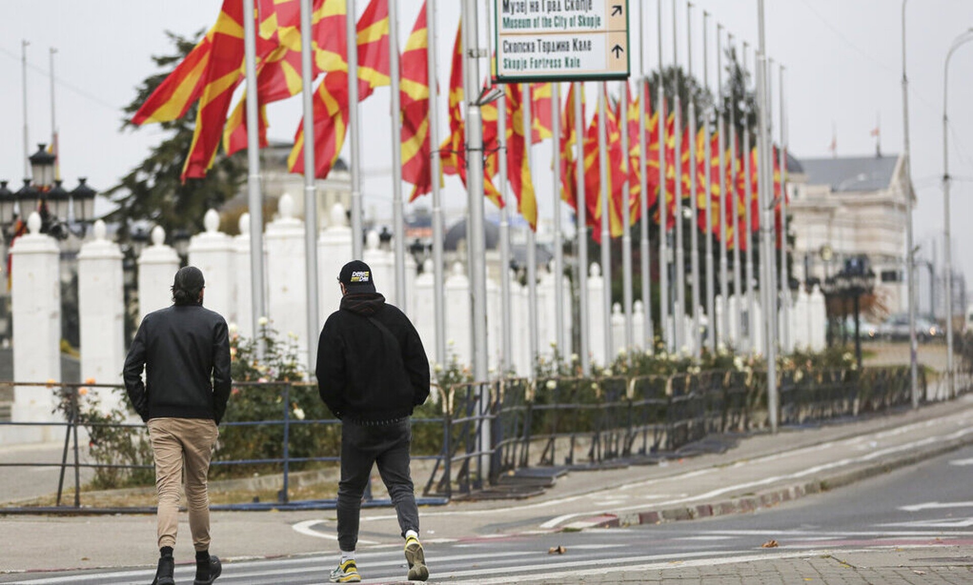 Αυστηρό μήνυμα από ΗΠΑ προς τα Σκόπια να τηρήσουν τη Συμφωνία των Πρεσπών