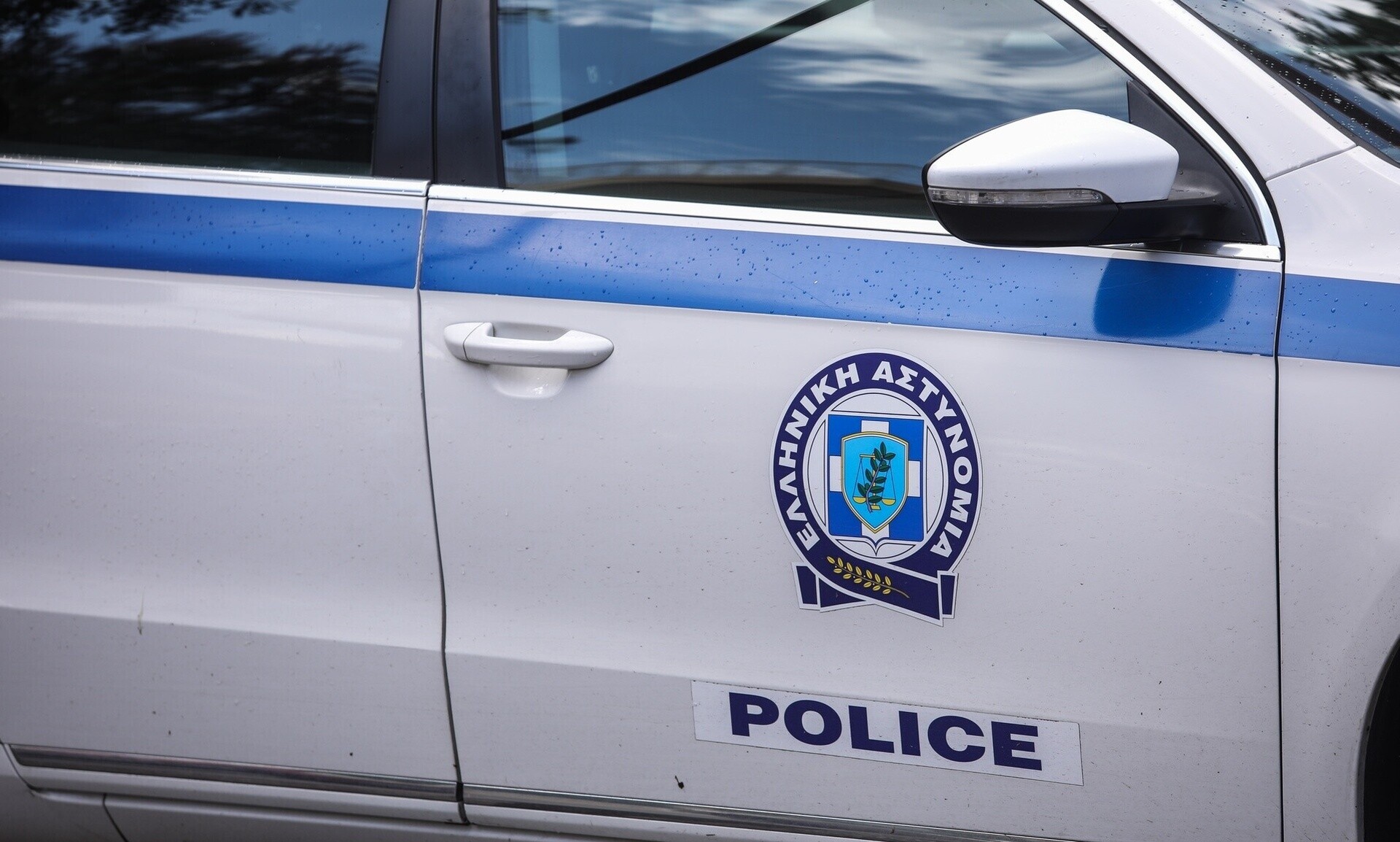Ηράκλειο – Ενδοοικογενειακή βία: Τη χτυπούσε, την έβριζε και την απειλούσε μέσα στο αυτοκίνητο