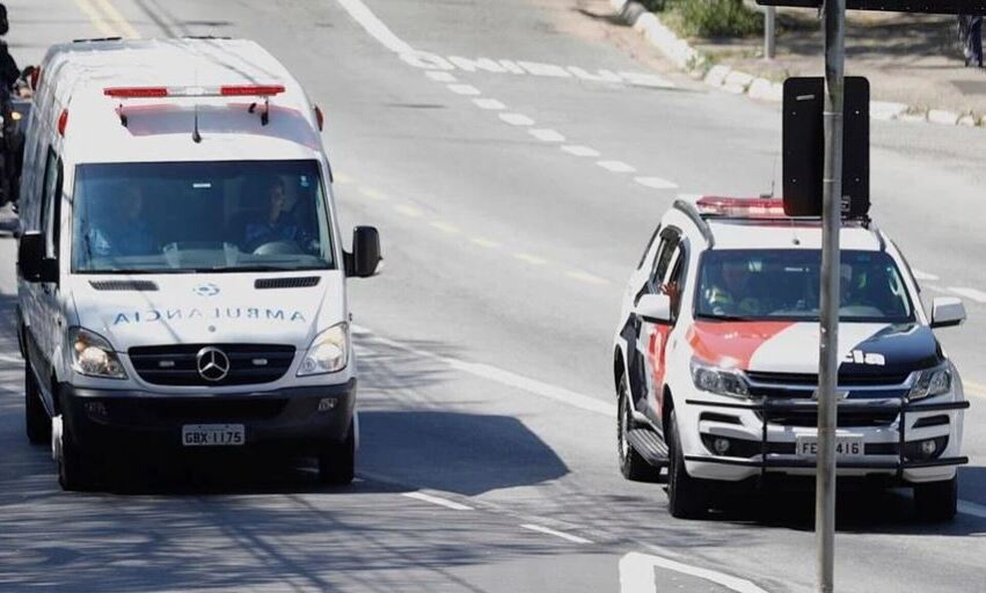 Φρίκη στη Βραζιλία: Σκότωσε με σφυρί τους θετούς γονείς του και μετά έβαλε φωτιά και τους έκαψε