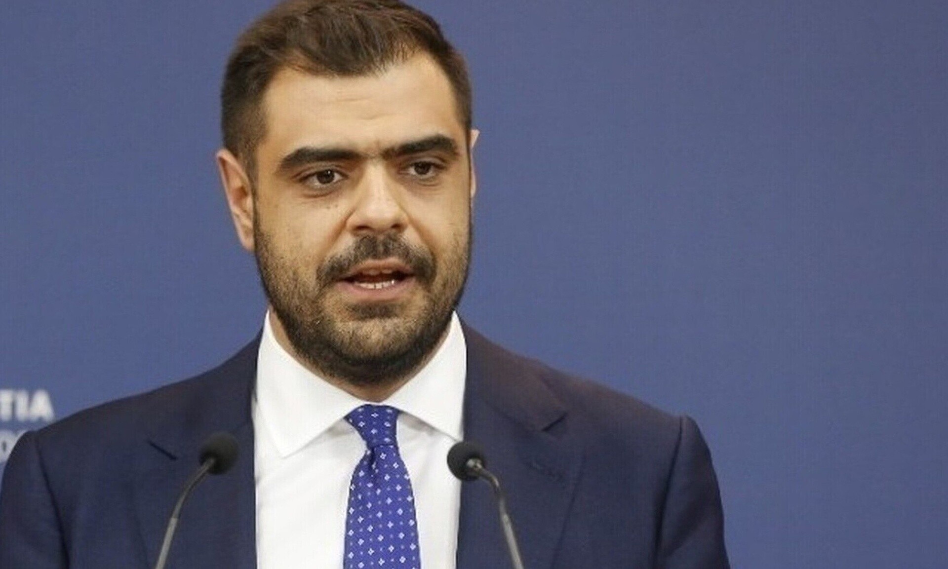 Live η ενημέρωση των πολιτικών συντακτών από τον Παύλο Μαρινάκη