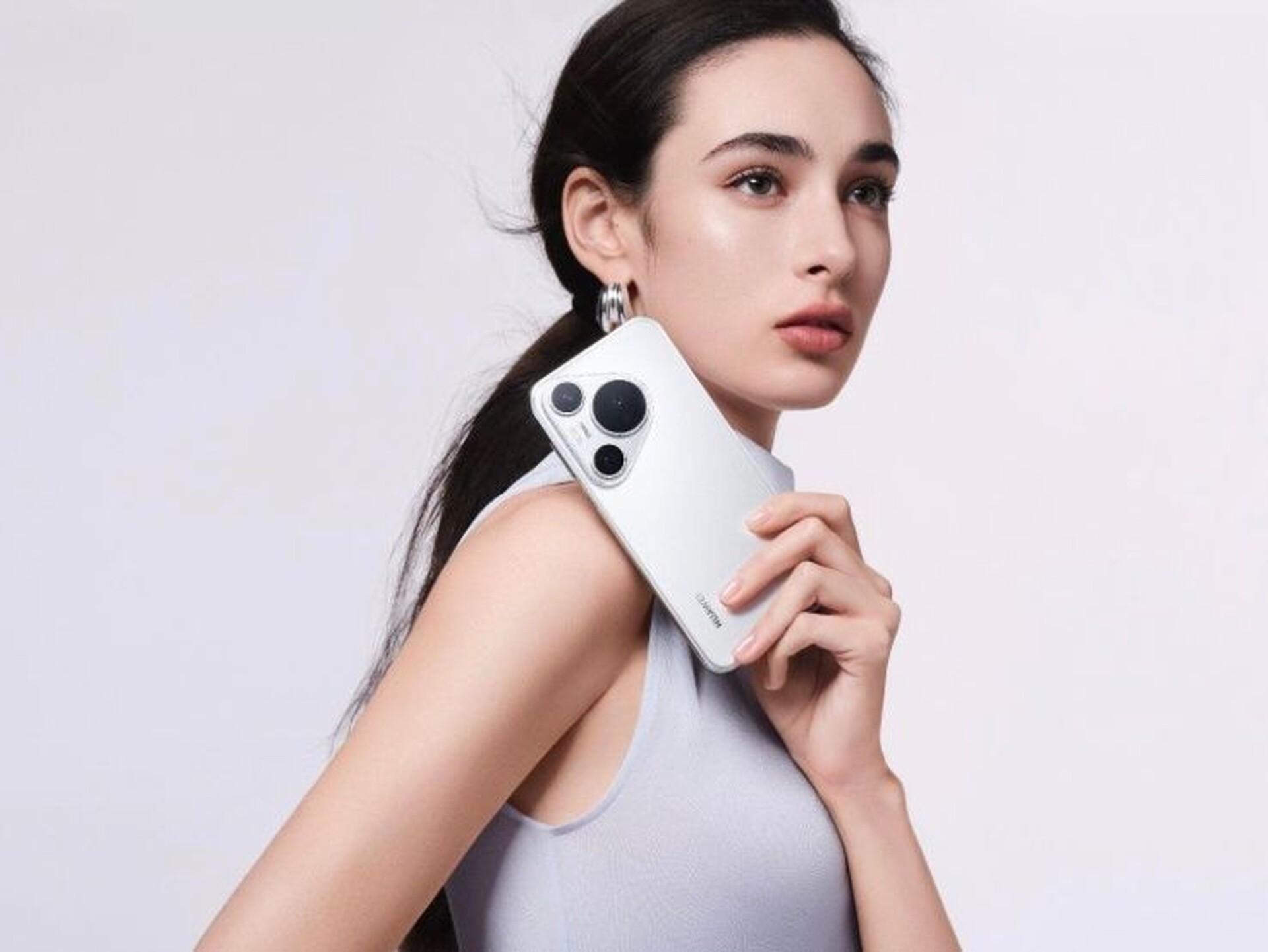 HUAWEI Pura 70 Pro: Ξεκίνησαν δυναμικά οι πωλήσεις στην Ελλάδα