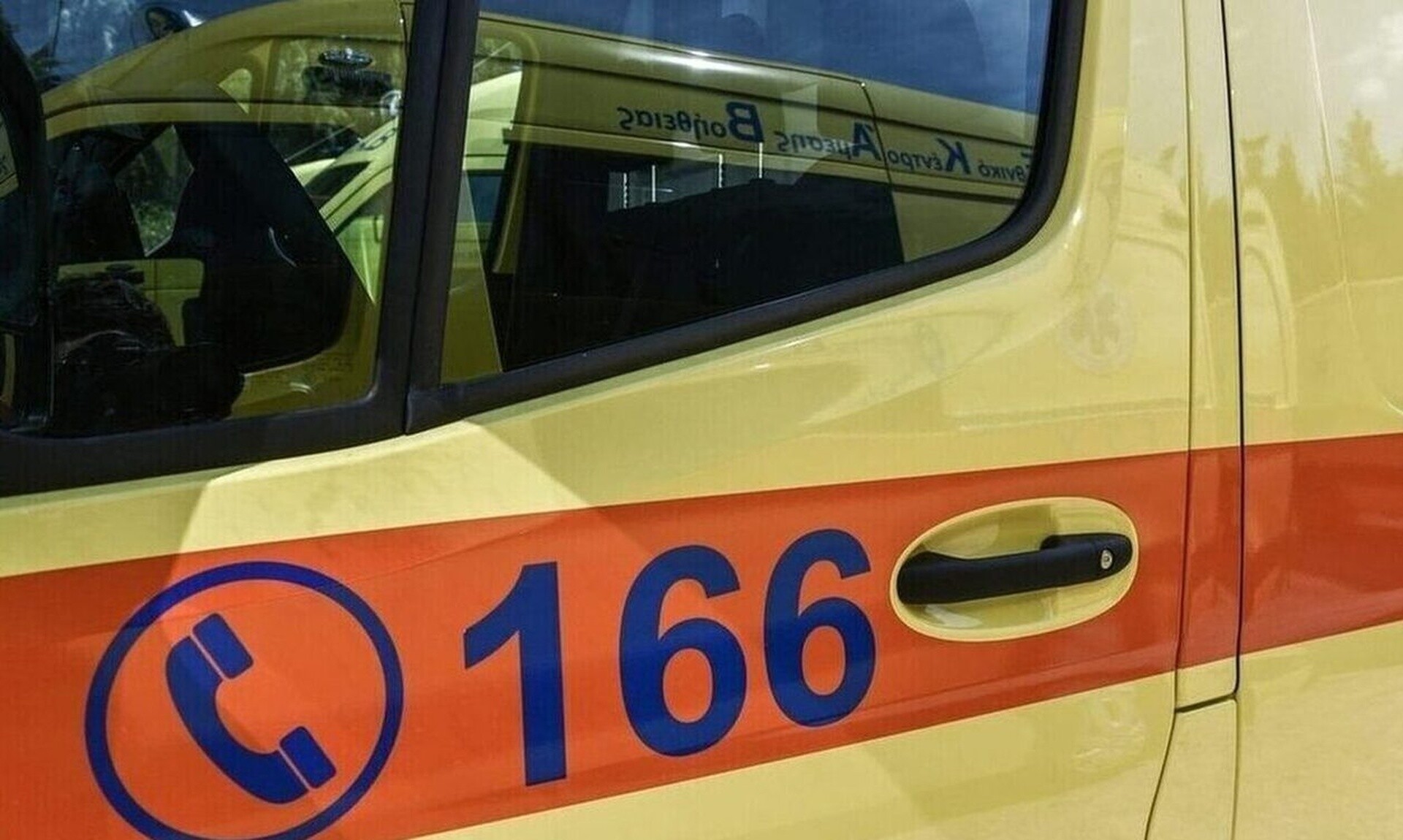 Τραγωδία στην Πιερία: «Καρφώθηκε» με το βαν του σε τουριστικό λεωφορείο – Νεκρός 44χρονος
