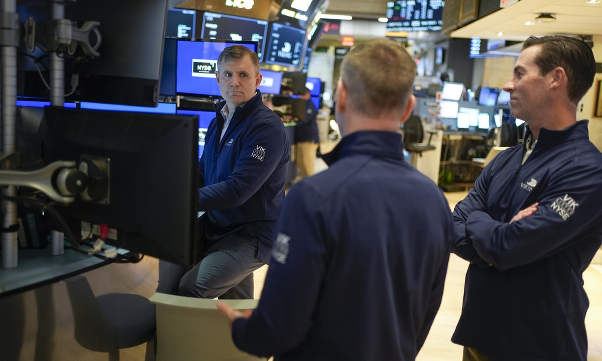 H «βουτιά» της Salesforce συμπαρέσυρε τους δείκτες στη Wall Street