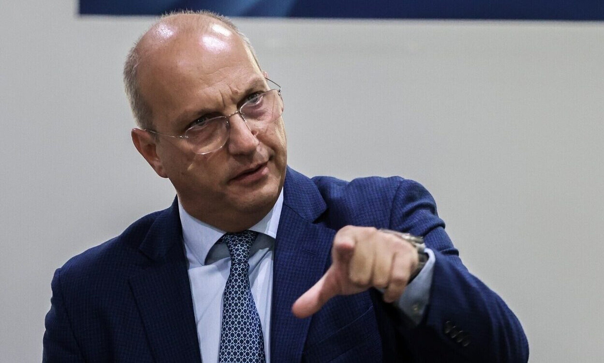 Οικονόμου: Ψήφος εμπιστοσύνης και συνέχειας στη ΝΔ