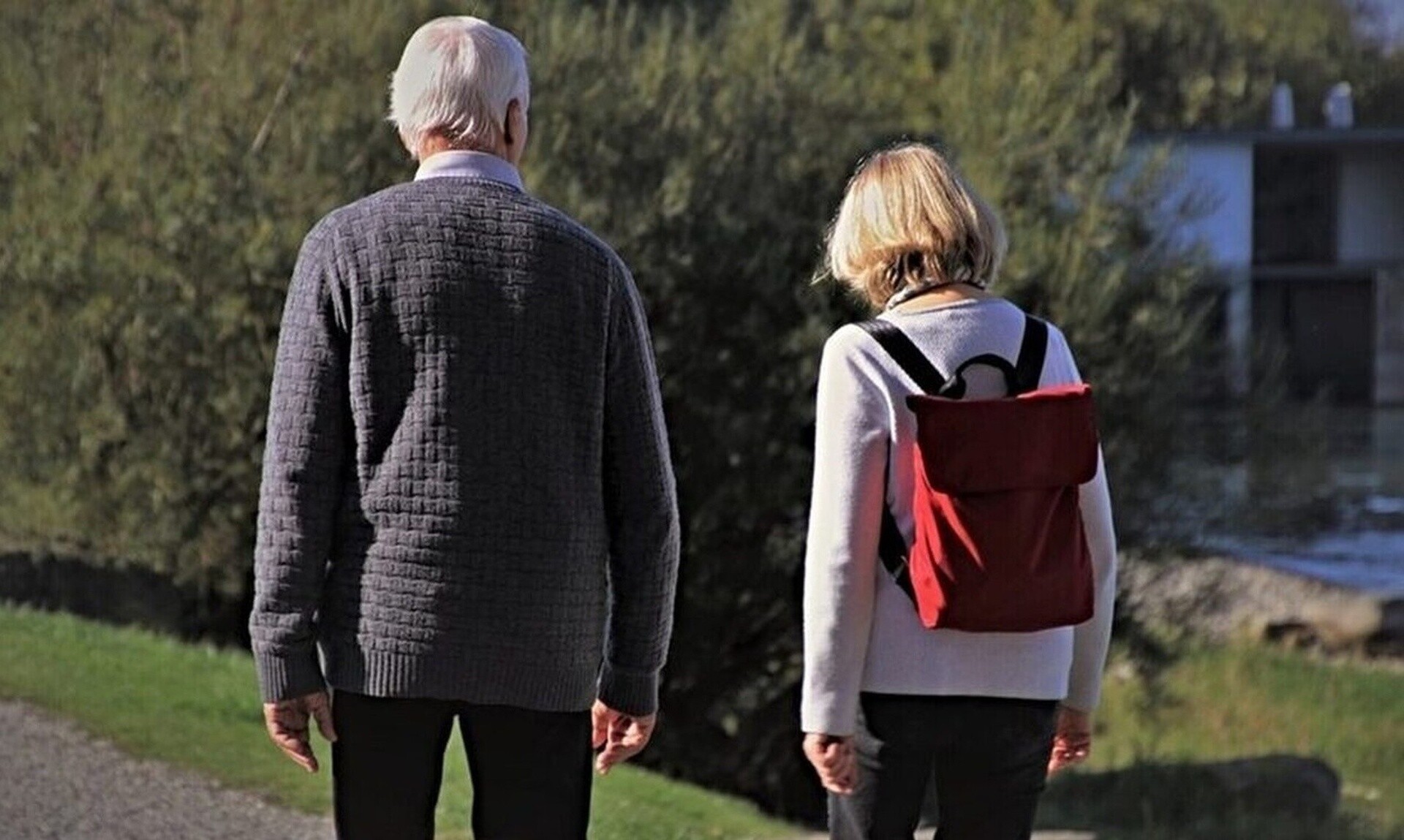 Στις 21.100 μειώθηκαν οι εκκρεμείς συντάξεις τον Μάρτιο – Αύξηση νέων αιτήσεων συνταξιοδότης