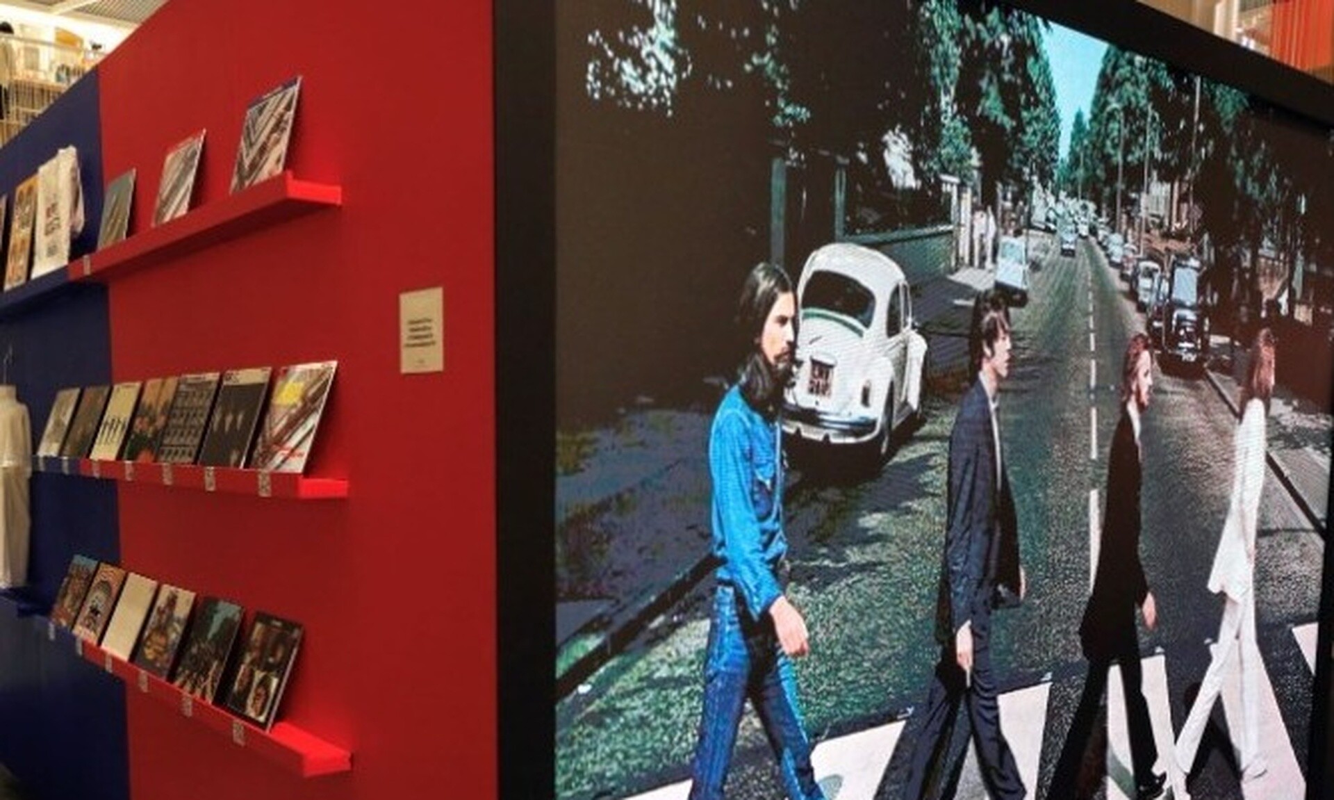 «Έσπασε» το ρεκόρ δημοπρασιών των Beatles κιθάρα του Τζον Λένον