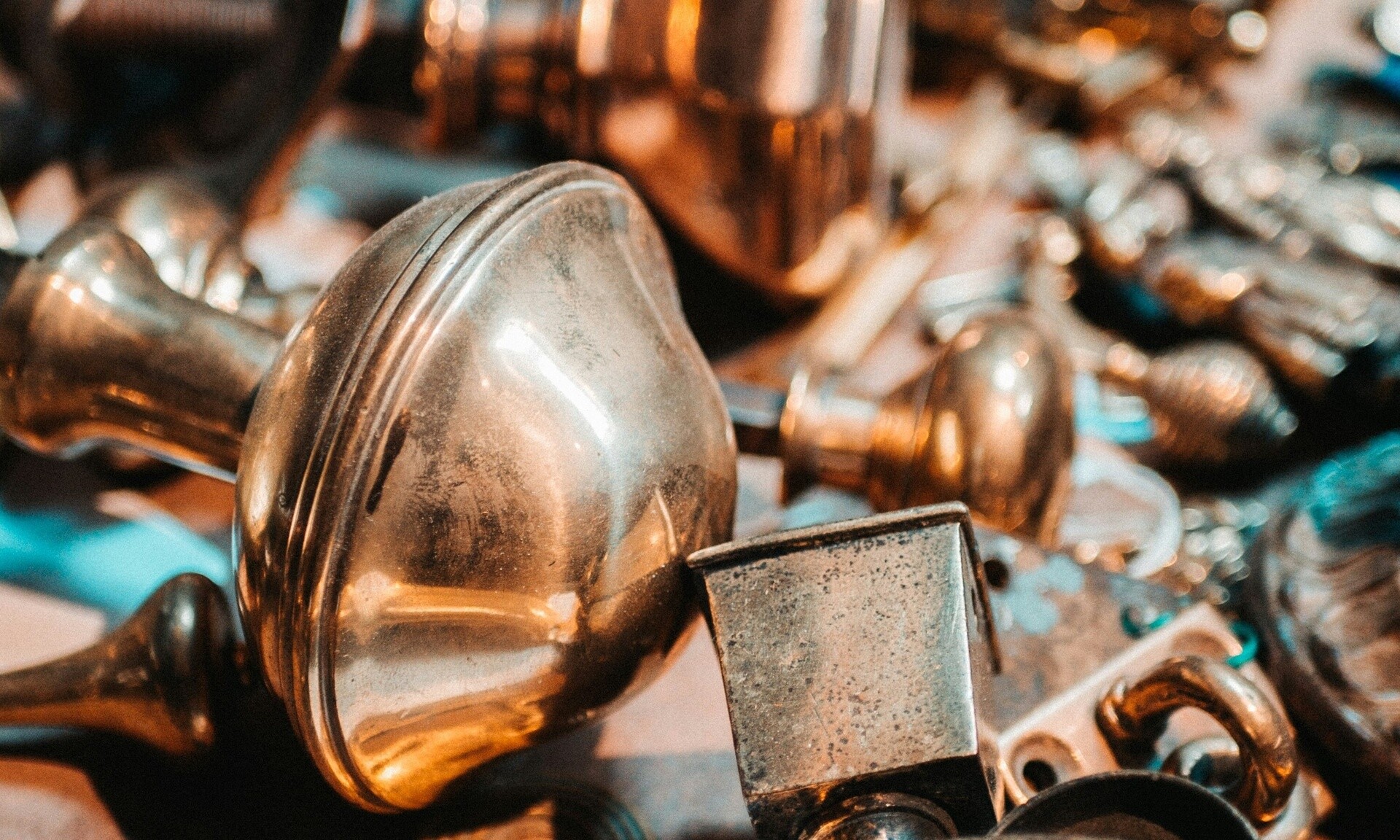 Η τρέλα της Κίνας για το χαλκό – Γιατί γεμίζει τις αποθήκες της