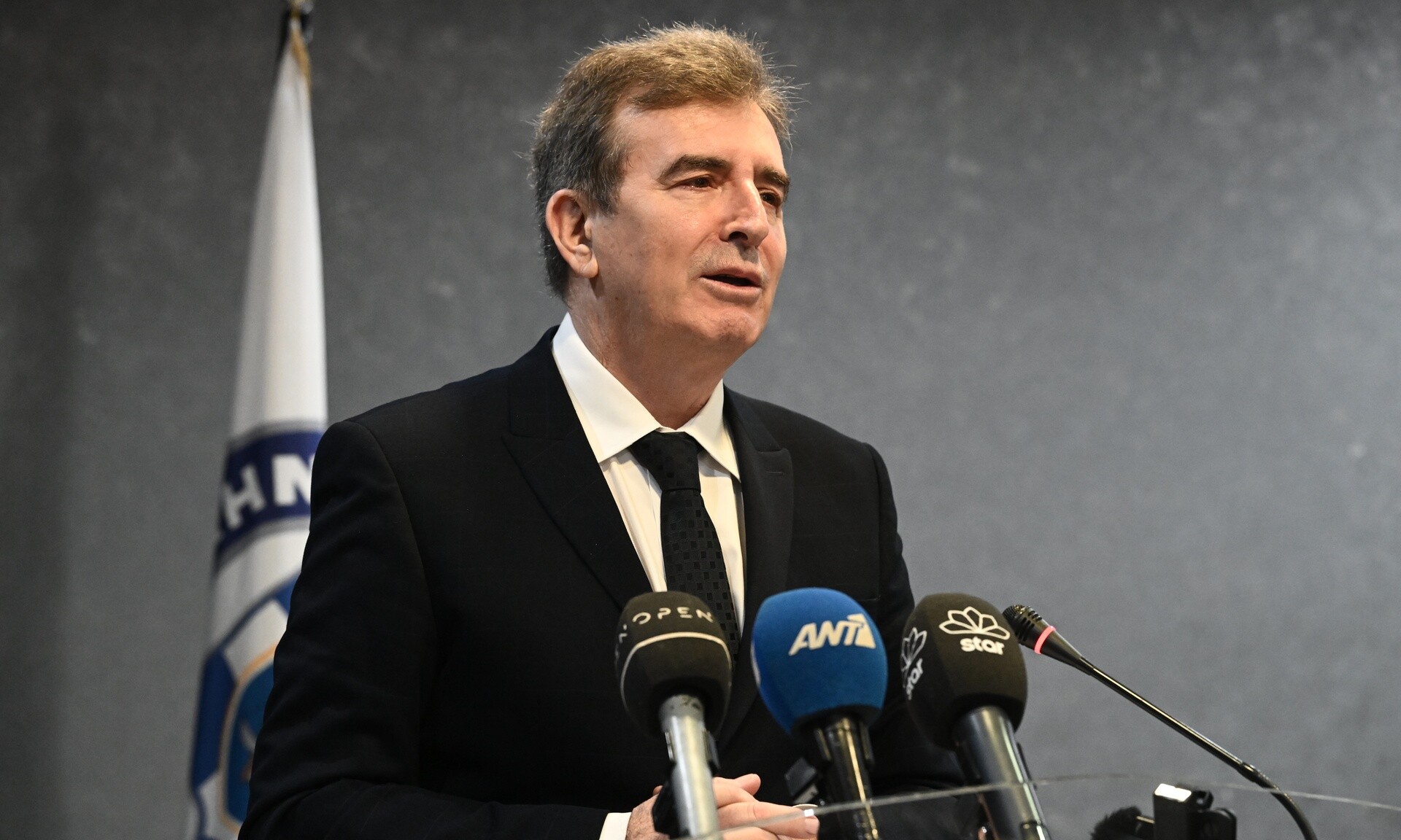 Χρυσοχοΐδης: «Από σήμερα, λειτουργούν 65 γραφεία ενδοοικογενειακής βίας σε όλη την Ελλάδα»