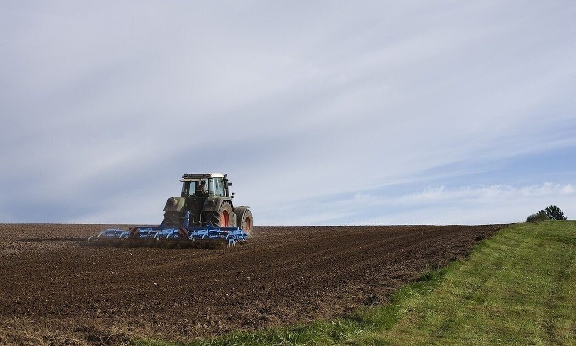 ΟΠΕΚΕΠΕ: Πιστώθηκαν 43 εκατ. ευρώ σε 2.288 παραγωγούς που επλήγησαν από φυσικές καταστροφές το 2023