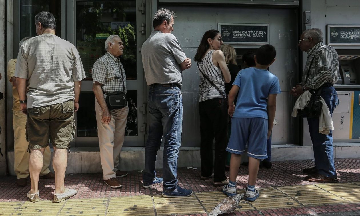 Πότε καταβάλλοντια επιδόματα του ΟΠΕΚΑ – Όλες οι ημερομηνίες