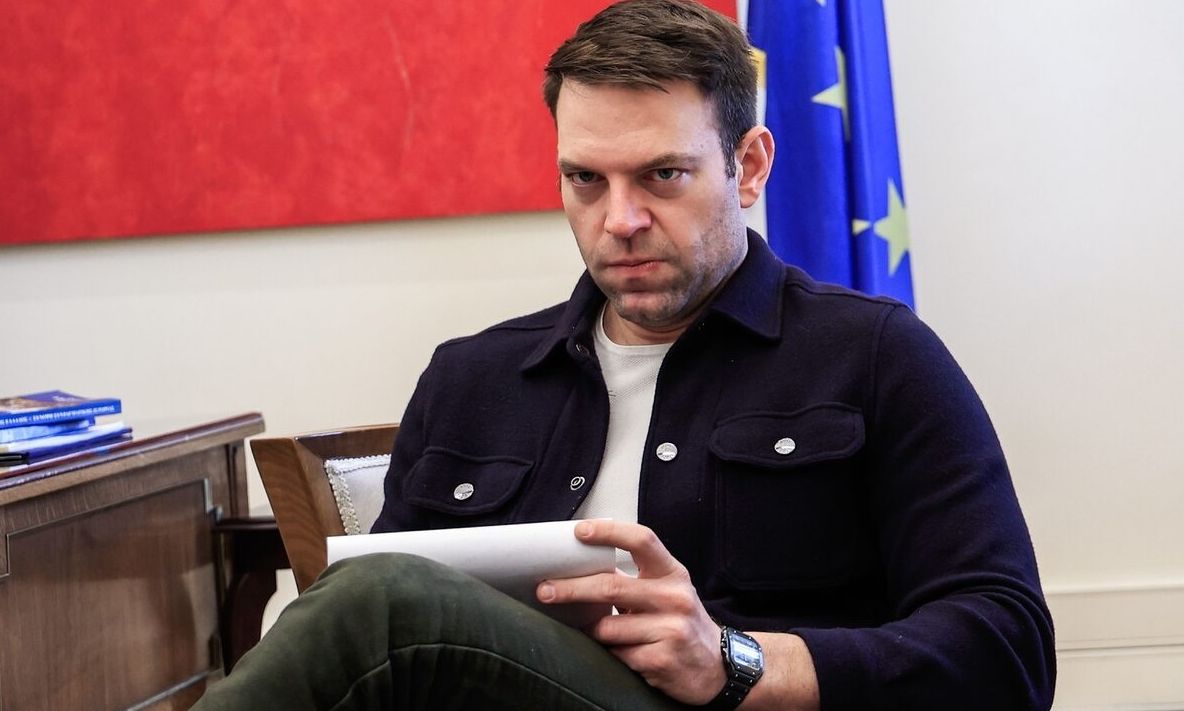 Ο αδερφός του Κασσελάκη ξεσπά για τους «87»: «Θέλουν συμφέροντα, διαπλοκή και μαύρο χρήμα»