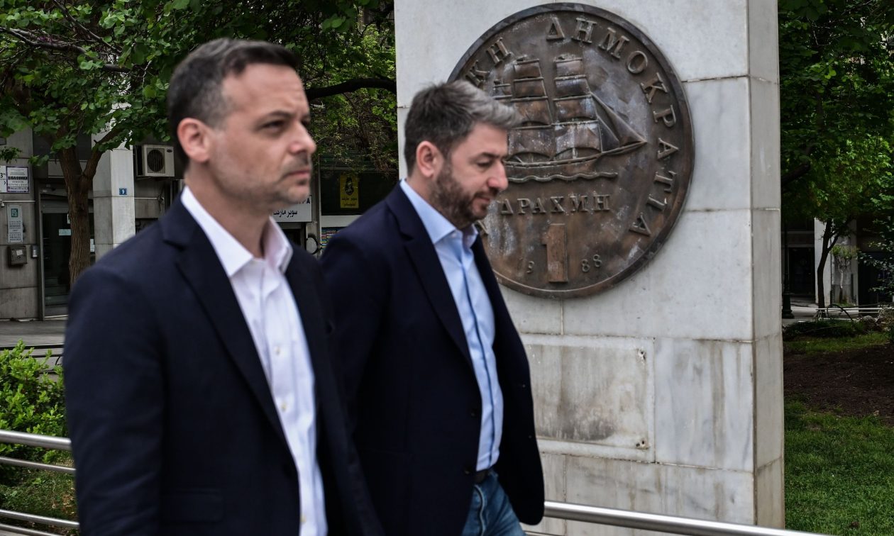 Δημοσκόπηση Interview: Το 70% θέλει κάλπες στο ΠΑΣΟΚ – Ποιος υποψήφιος προηγείται