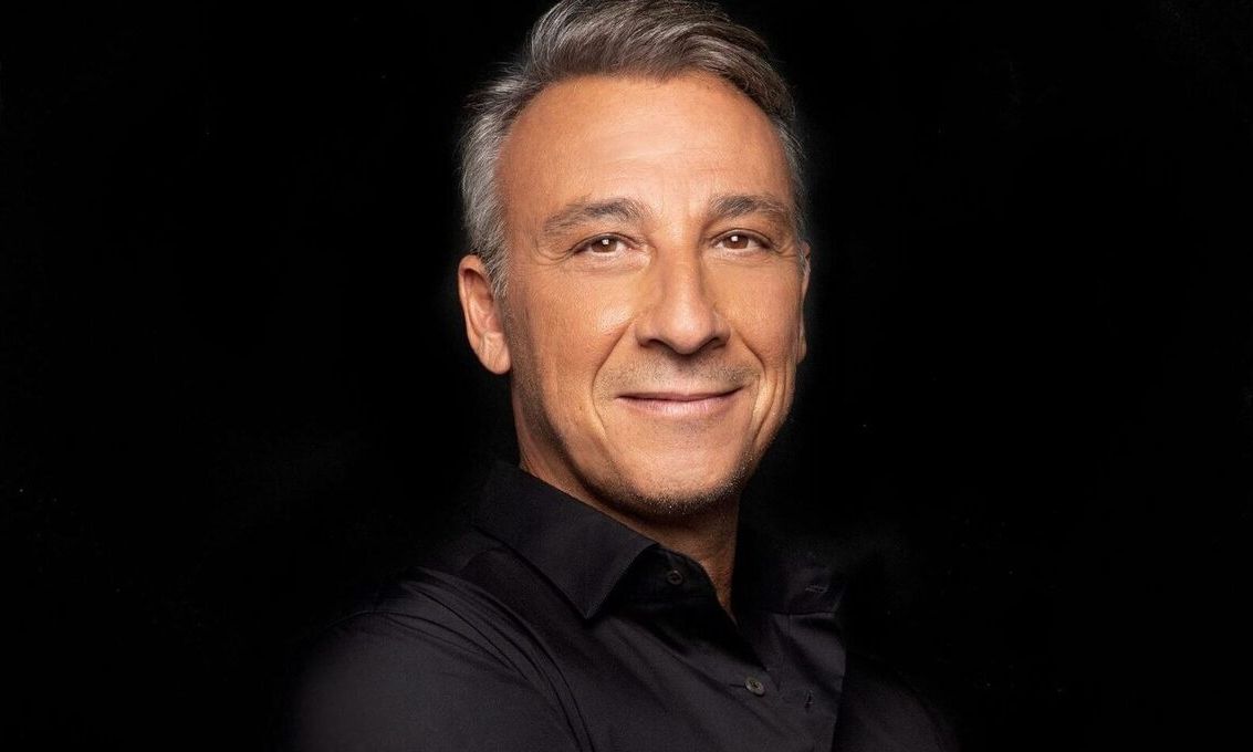 Μίνως Μάτσας: Ακούστε το καινούριο του τραγούδι με τη φωνή του Βασίλη Σκουλά