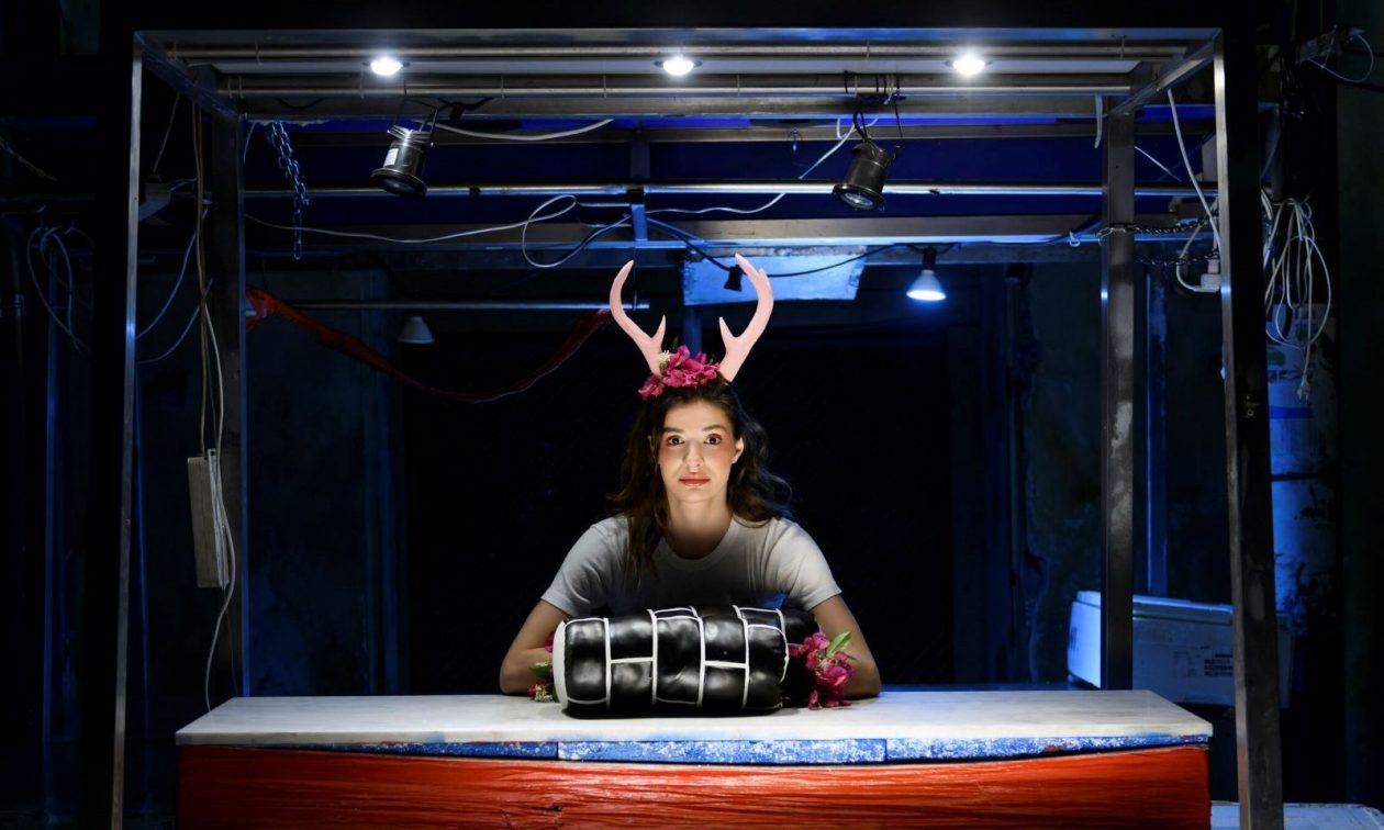 Φεστιβάλ Αθηνών Επιδαύρου: Δύο αιχμηροί μονόλογοι στο Μικρό Θέατρο Αρχαίας Επιδαύρου