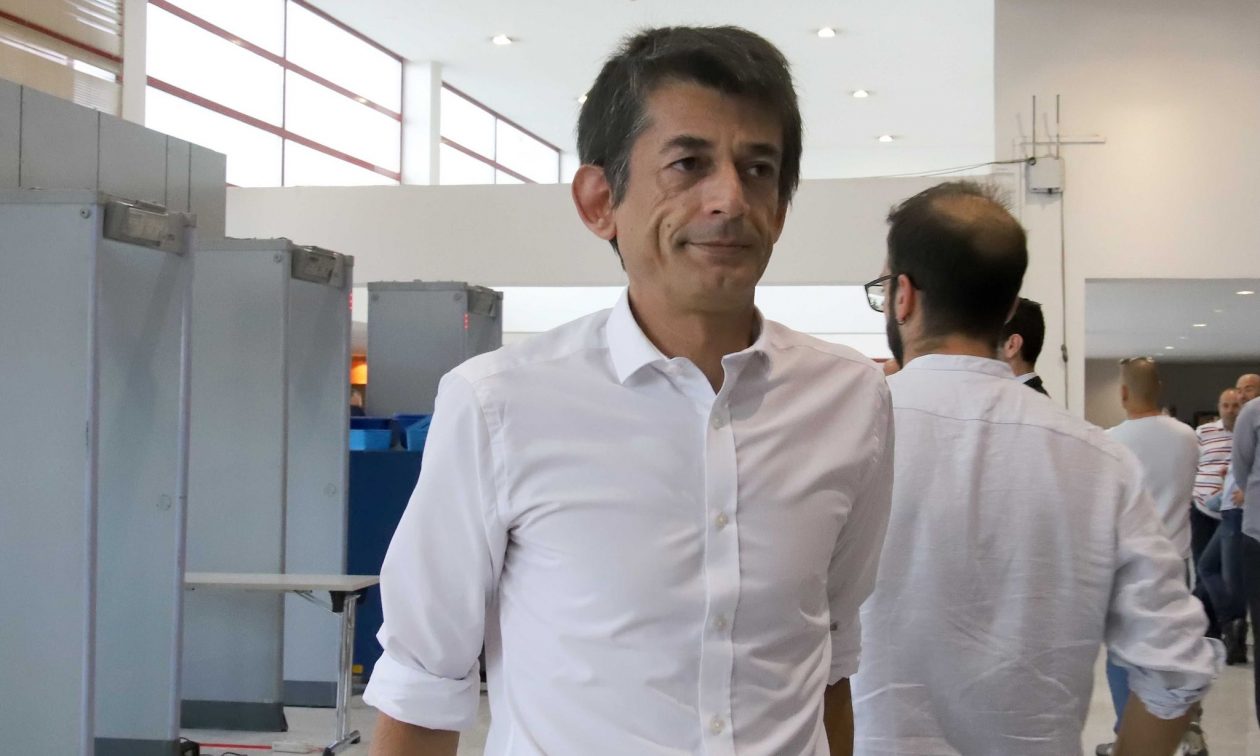 Προκλητικός ο Καρανίκας κατά του Αλέξη Τσίπρα: «Δεν σε θέλουμε ομαδάρχη»