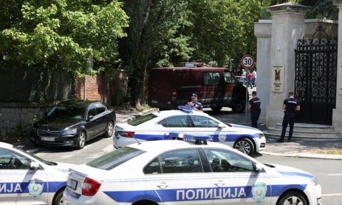 Σερβία: Συνελήφθη άνδρας με βέλη και βαλλίστρα στο Βελιγράδι