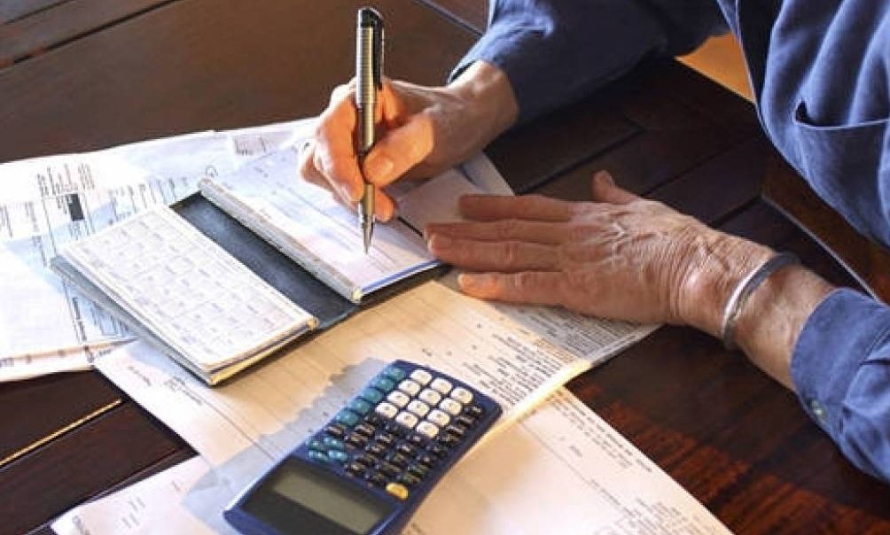 Έρχεται έκτακτη ενίσχυση στους συνταξιούχους τα Χριστούγεννα