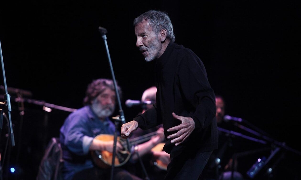 Σταύρος Ξαρχάκος: Τα αγαπημένα του τραγούδια στο θέατρο Αλσος