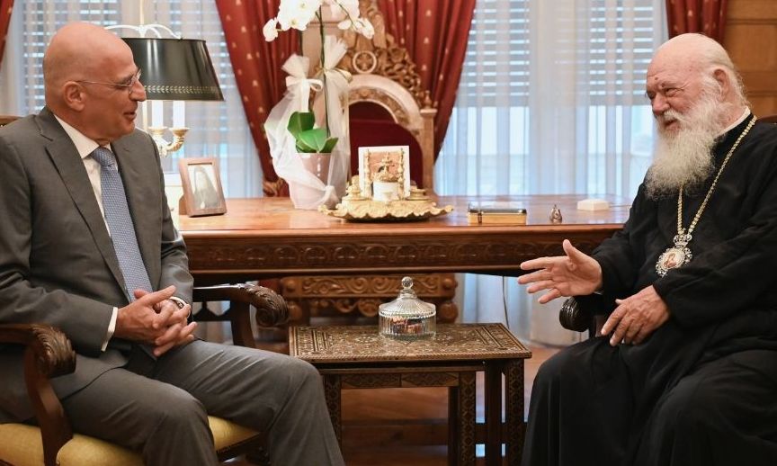 Συνάντηση του Αρχιεπισκόπου Ιερωνύμου με τον υπουργό Εθνικής Άμυνας, Νίκο Δένδια