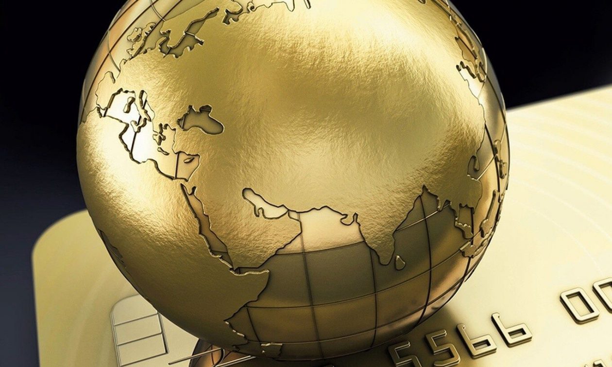 Golden Visa: Χιλιάδες αιτήσεις περιμένουν στα συρτάρια 