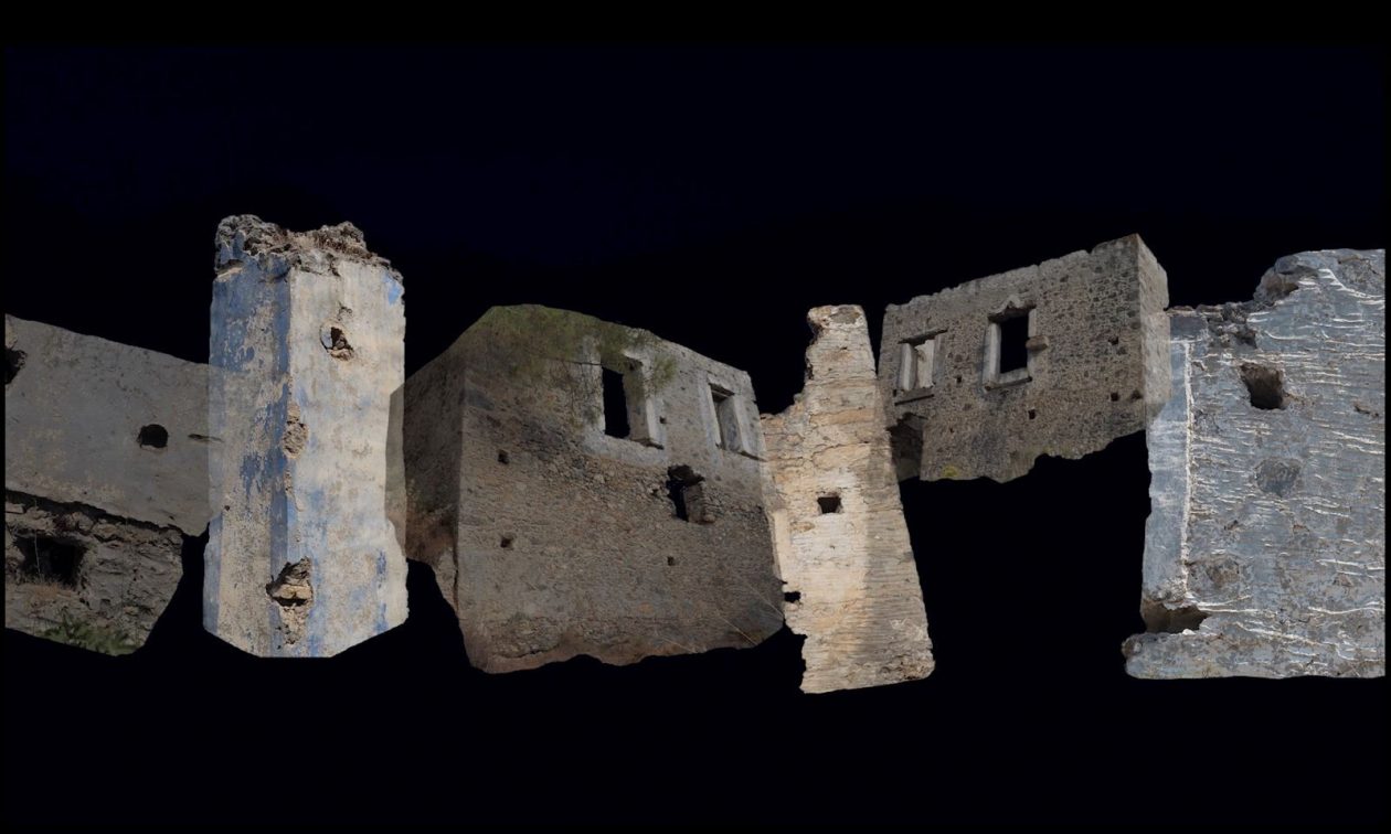 Έκθεση: «Πετώντας πολύ κοντά στον ήλιο» από τις Hera Büyüktaşciyan και Μαρία Τσάγκαρη