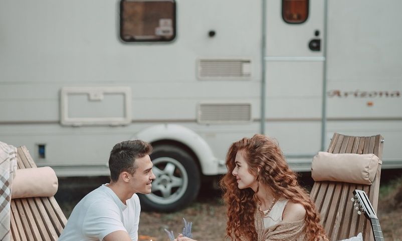 Τροχόσπιτα ή παραθεριστική κατοικία: Πού μπορώ να το εγκαταστήσω και τι θα πληρώσω;