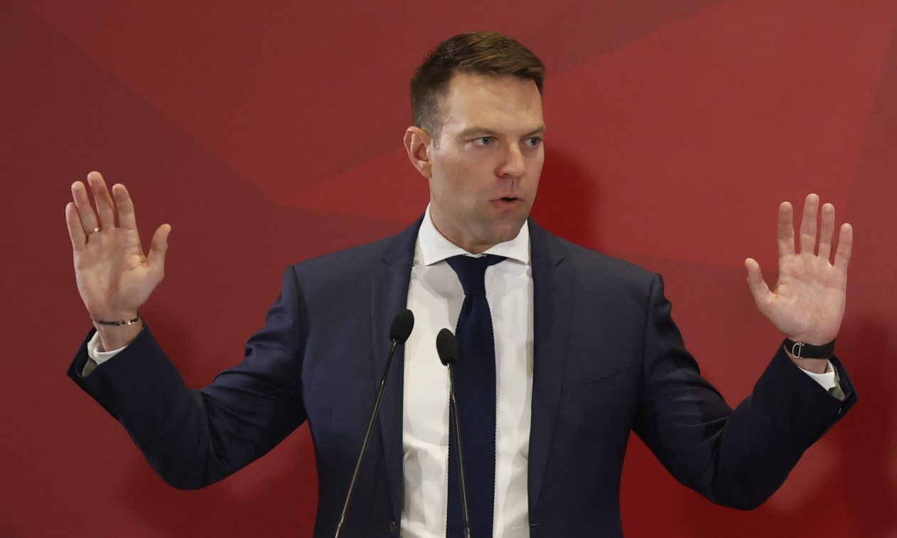 Για ένα ήσυχο καλοκαίρι και ένα «θερμό» φθινόπωρο προετοιμάζεται ο Κασσελάκης