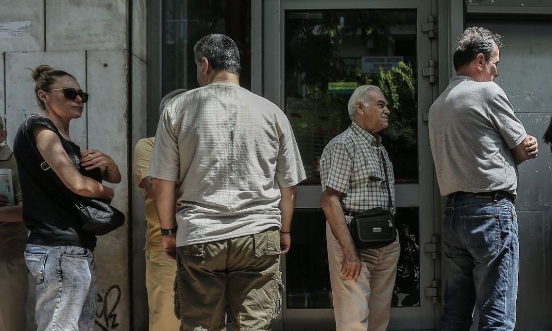 Έρχεται το νέο μοντέλο για αυξήσεις στις συντάξεις από το 2025 και μετά
