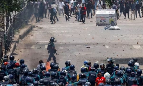 Χάος στα Ηνωμένα Αραβικά Εμιράτα: Καταδίκη για διαδηλωτές από το Μπαγκλαντές