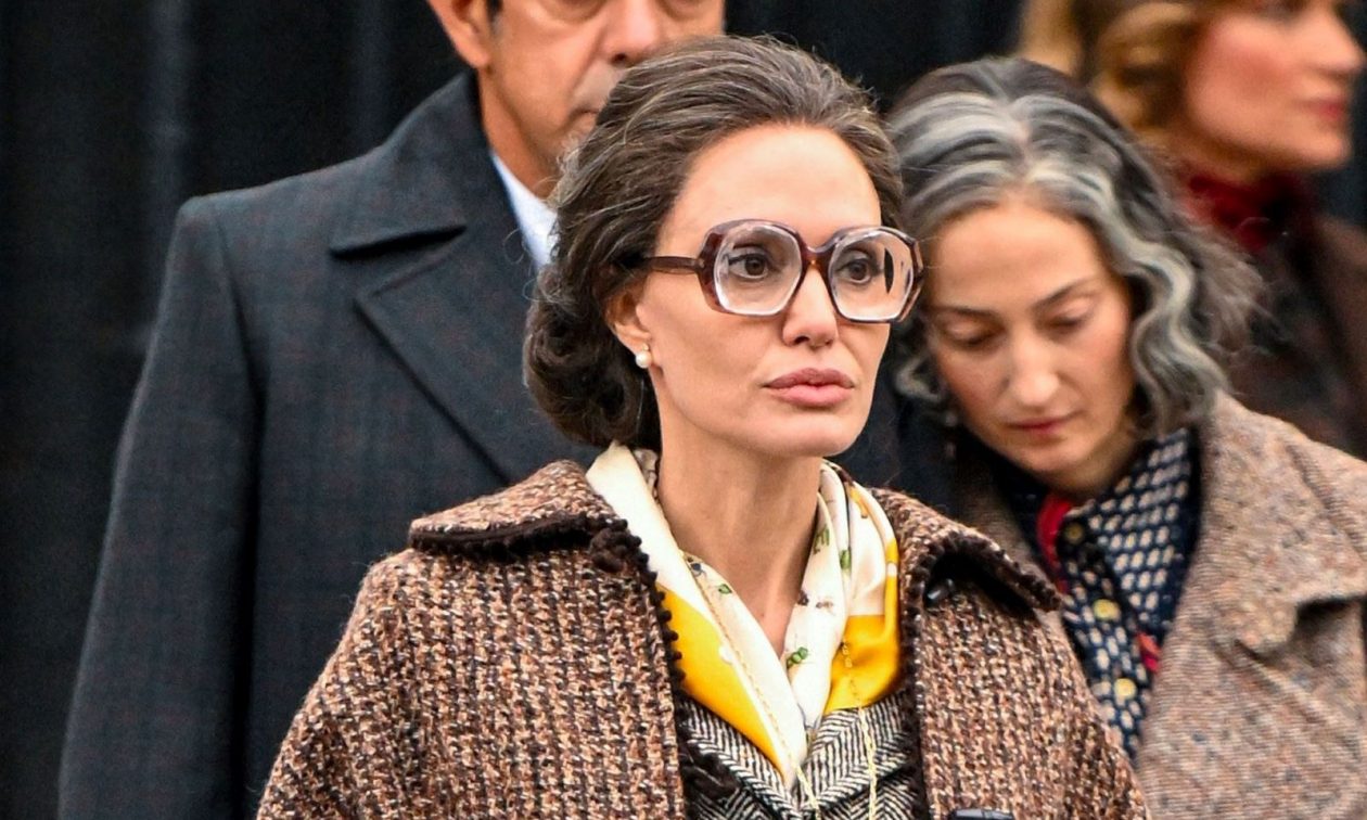 Φεστιβάλ Βενετίας: Η Αθηνά Ραχήλ Τσαγγάρη και η Αντζελίνα Τζολί διεκδικούν τον Χρυσό Λέοντα