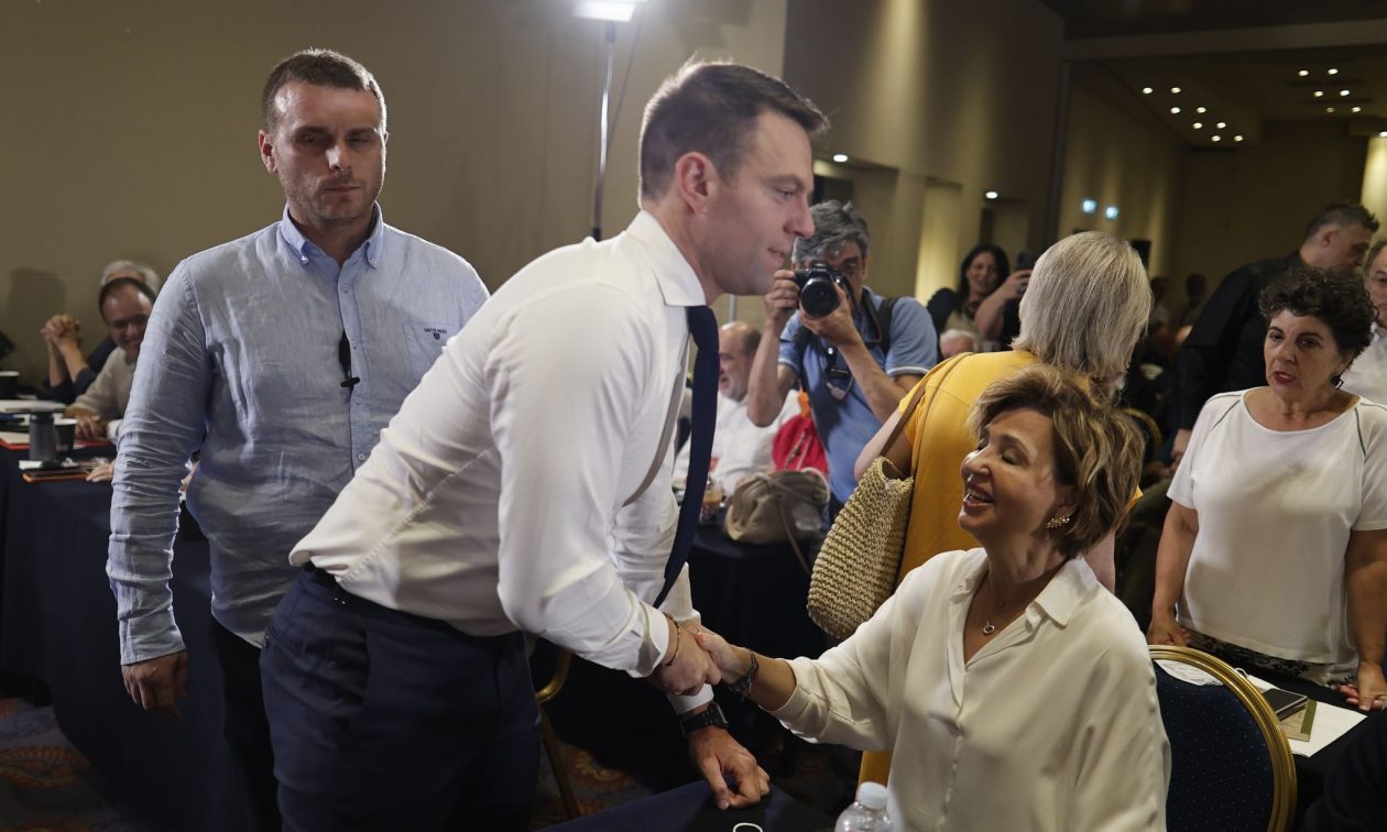 «Χάος» στην πρώτη συνεδρίαση της ΚΟΕΣ του ΣΥΡΙΖΑ – Επίθεση Κασσελάκη σε Γεροβασίλη/Φάμελλο –