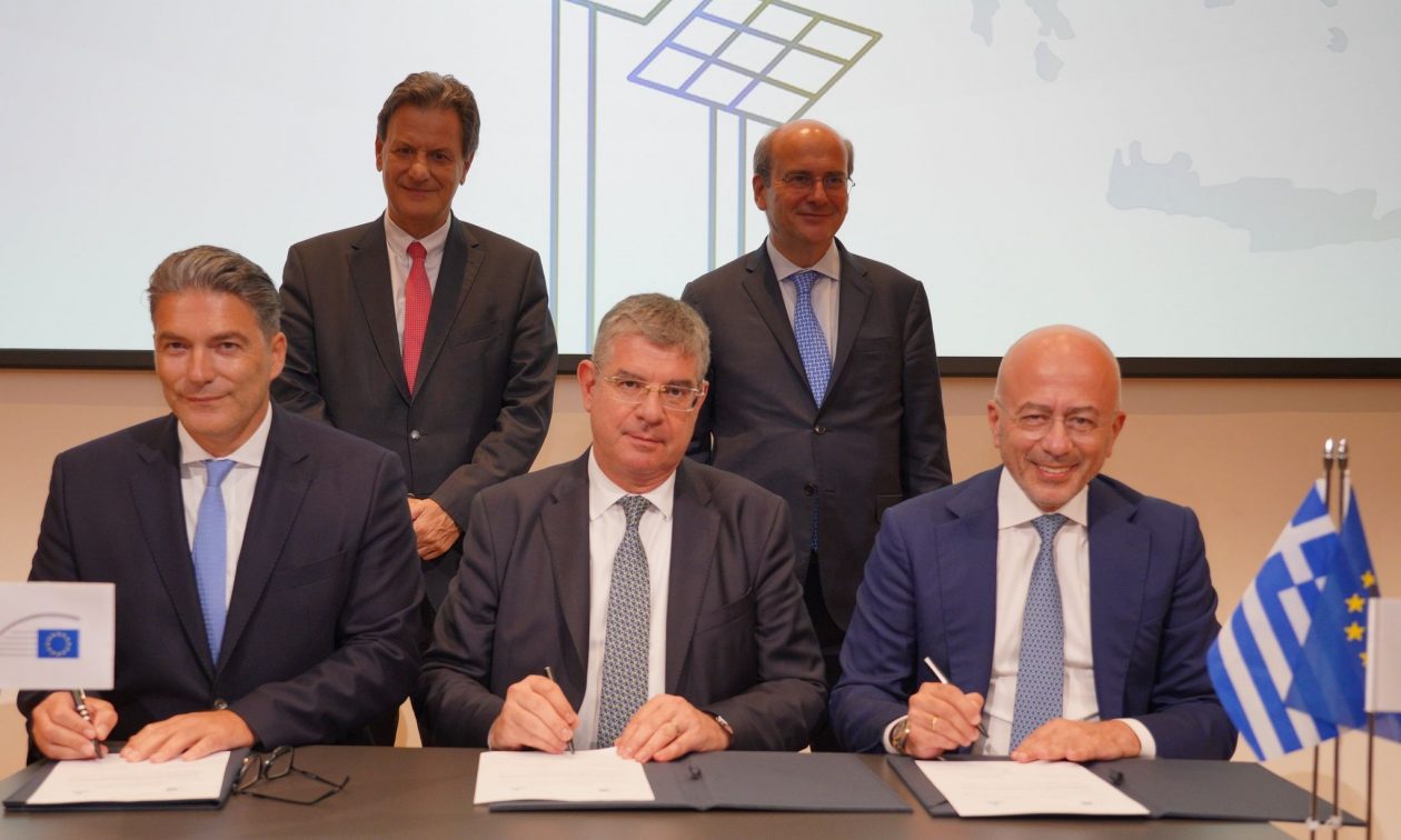 Φωτοβολταϊκά πάρκα με τη σφραγίδα της Ευρωπαϊκής Τράπεζας