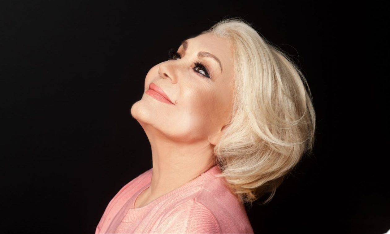 Μαρινέλλα: Ζωντανή εμφάνιση στην Ιερά Μονή Τοπλού