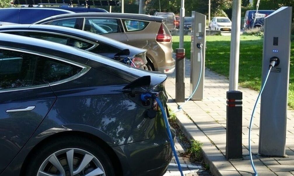 Νέες επιδοτήσεις για αγορά ηλεκτροκίνητων οχημάτων