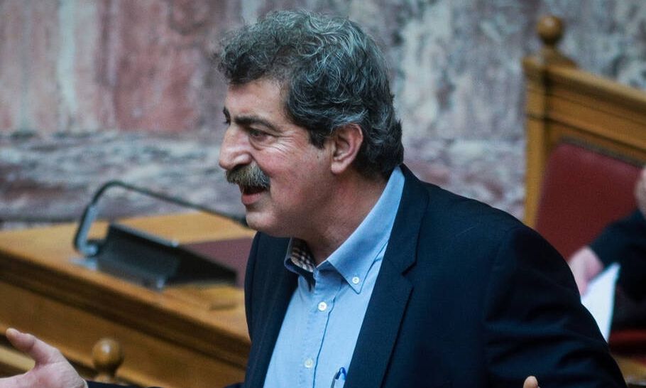 Πολακης στο κυλικείο Βουλής: «Θα το ξαναέκανα» – «Θα πάω στη συνεδρίαση της ΚΟ του ΣΥΡΙΖΑ»