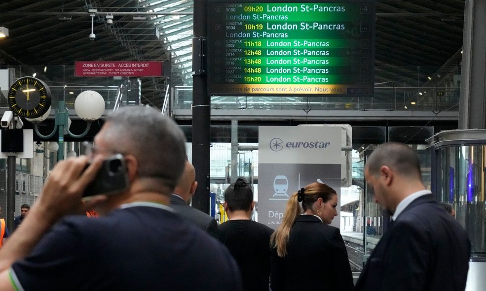 Eurostar: Καλεί τους επιβάτες να μην ταξιδεύουν σήμερα μετά το χάος στο Ολυμπιακό Παρίσι
