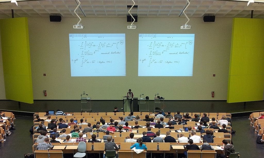 Φοιτητικό επίδομα: Ποιοι δικαιούνται μέχρι 2.500 ευρώ – Πότε λήγουν οι αιτήσεις