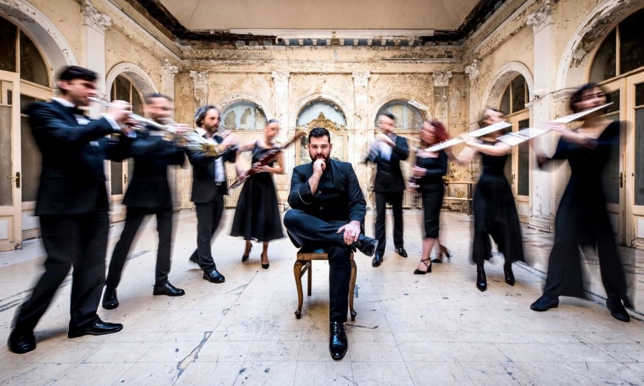 Δημοτικό Θέατρο Πειραιά: «Ο Βαφτιστικός» του Θεόφραστου Σακελλαρίδη για λίγες παραστάσεις