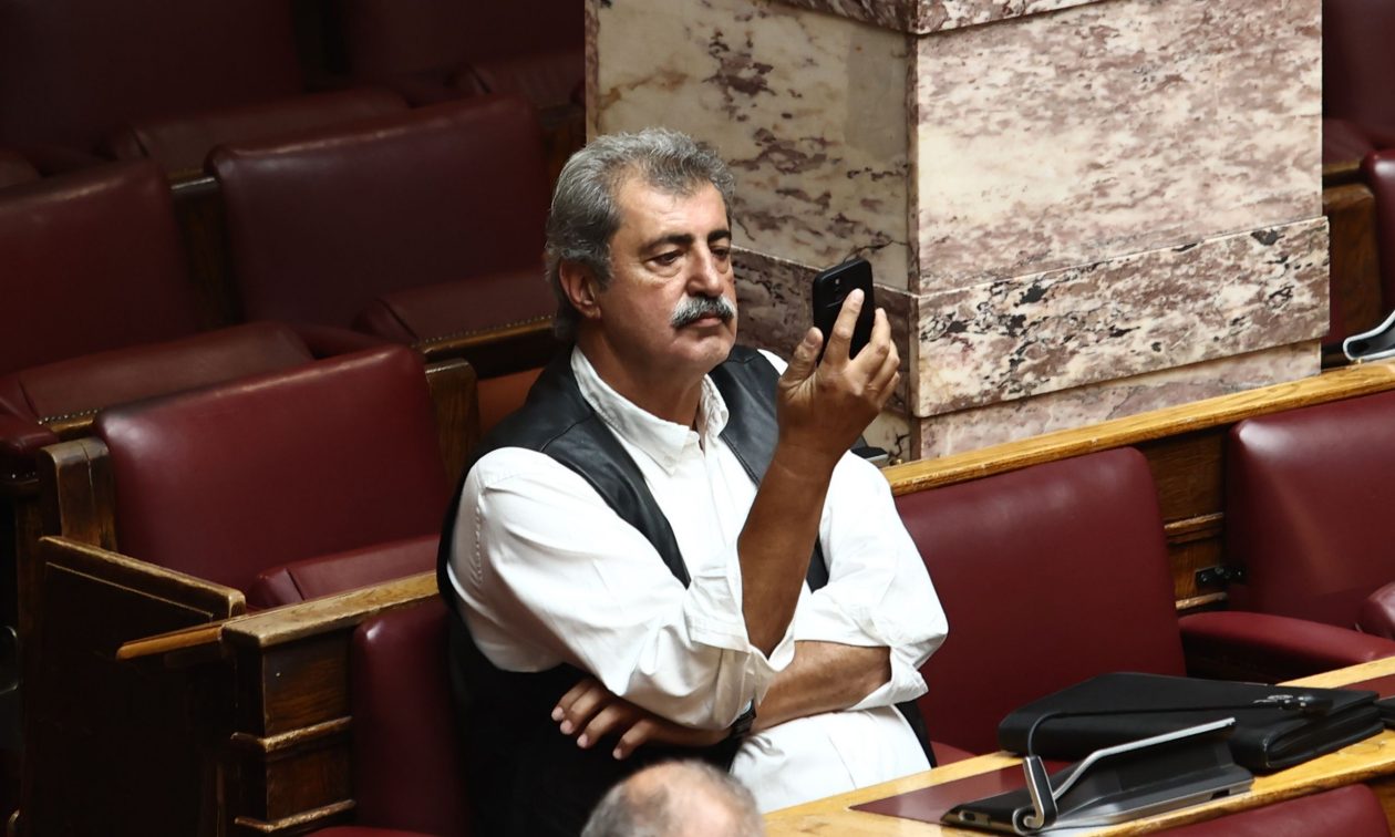 ΝΔ κατά Πολάκη και «μήνυμα» σε Κασσελάκη: Τέλος τα αστειάκια και το κρυφτό με τις μισές διαγραφές