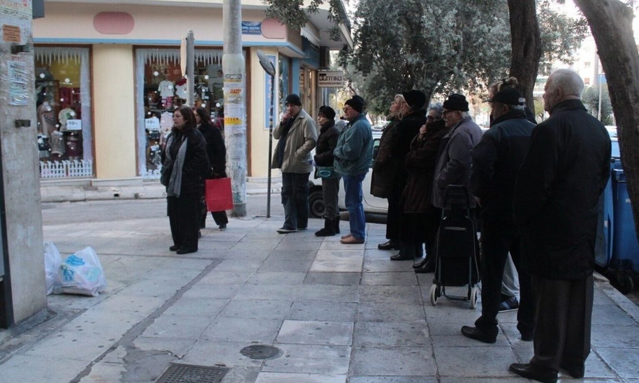 Επιδόματα: Αρχίζουν από σήμερα οι πληρωμές για κυοφορία, μητρότητα, ασθένεια, ατύχημα κ.ά.